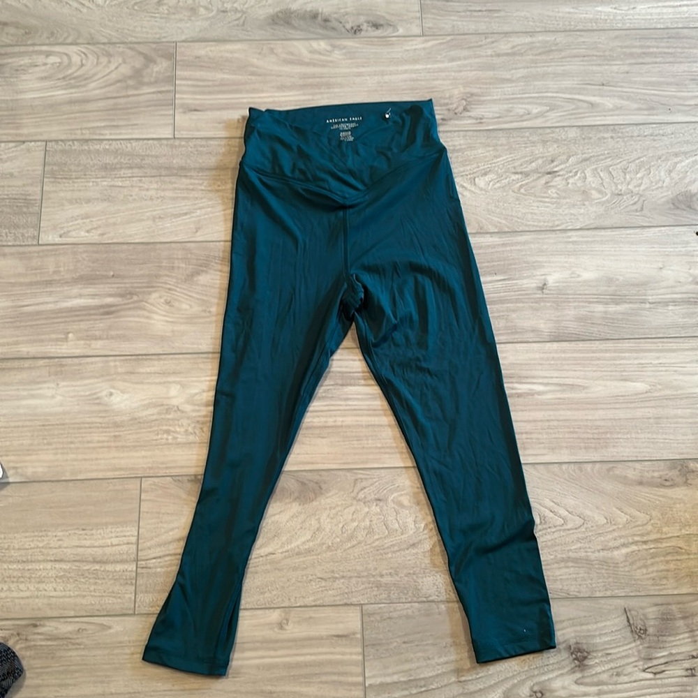 Aerie forest green crossover leggings